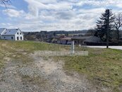 Prodej pozemku k zástavbě rodinným domem v části obce Číčov, obec Spálené Poříčí, výměra 723 m2, cena 1840000 CZK / objekt, nabízí 