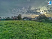 Prodej - Stavební pozemek o velikosti 1 098 m2 v obci Střelice, okres Plzeň - jih, cena 2854000 CZK / objekt, nabízí