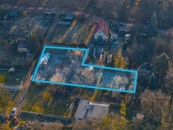 Prodej pozemku 879 m2 Pod Valíkem u Černic, cena 3100000 CZK / objekt, nabízí 